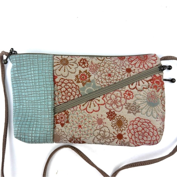 Maruca Tomboy Crossbody Bag Floral Tapestry Handbag Handmade Colorado Brand New - Picture 3 of 9